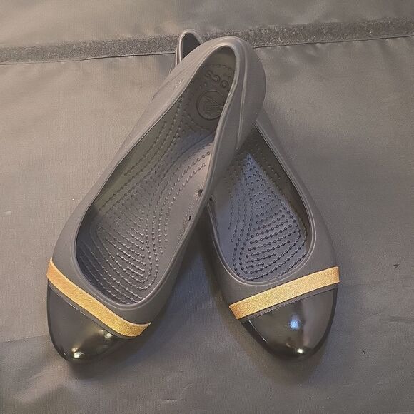 CROCS WOMENS BRYNN BALLET with TOE CAP AND SPARKLE TRIM FLATS - Picture 10 of 16